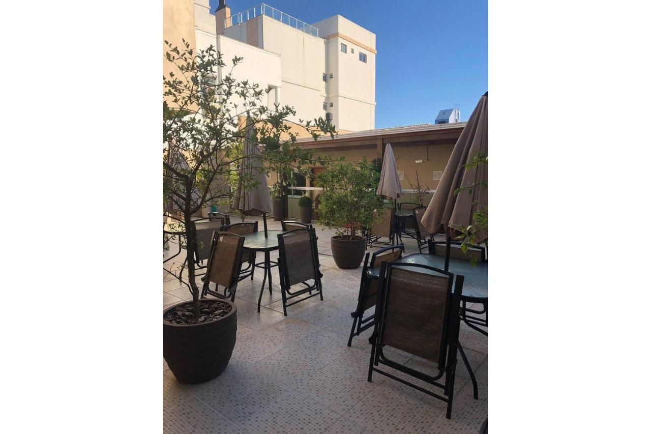 Residencial Gaivotas 09 - 1 Quartos - 30M Praia Wifi Cadeira E Guarda Sol Флорианополис Экстерьер фото