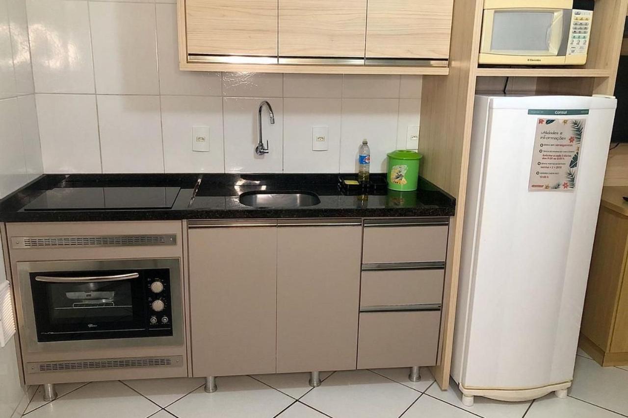 Residencial Gaivotas 09 - 1 Quartos - 30M Praia Wifi Cadeira E Guarda Sol Флорианополис Экстерьер фото